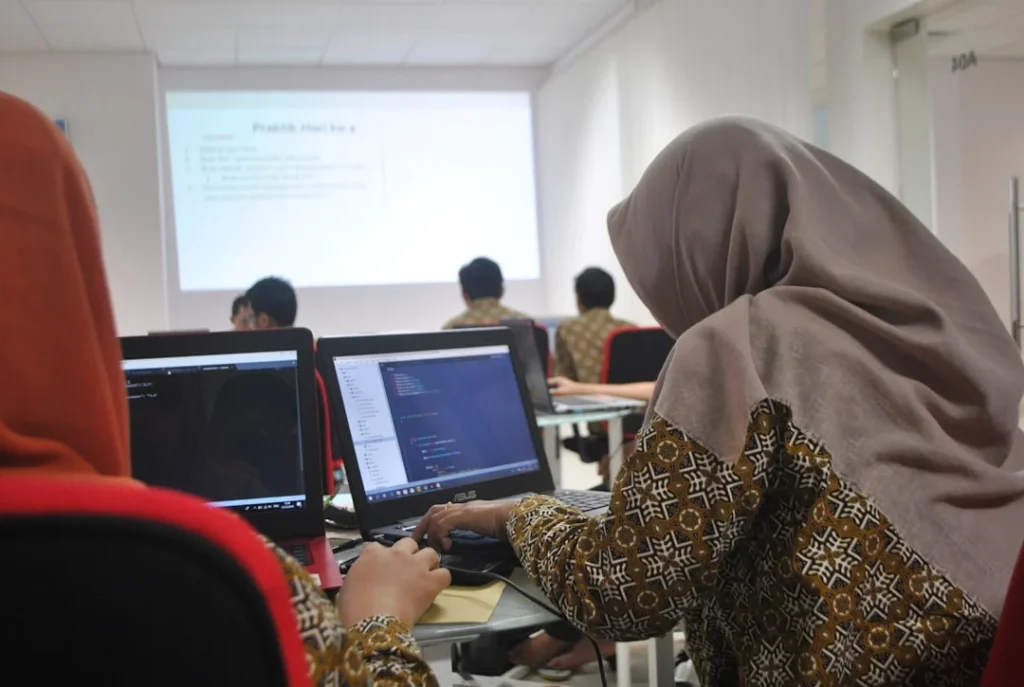 Manfaat Jasa Pembuatan Website Profesional Untuk Bisnis Lokal Melawi
